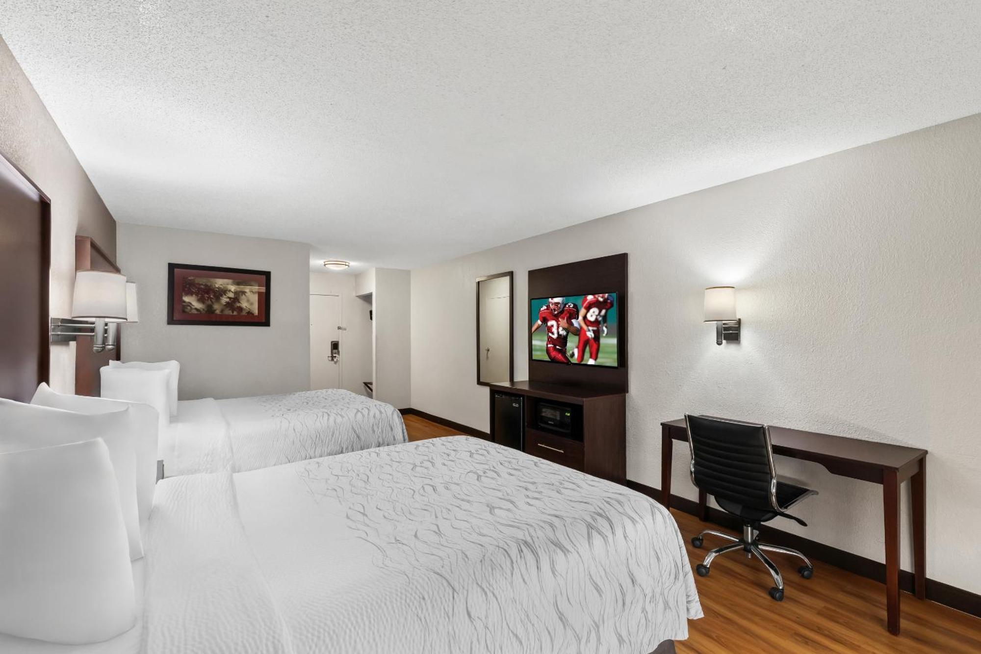 Red Roof Plus+ & Suites Atlanta Airport South College Park Εξωτερικό φωτογραφία