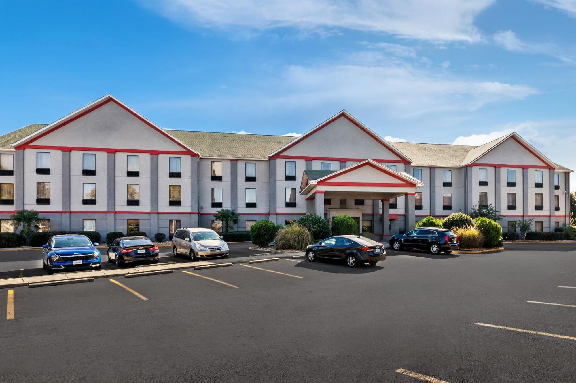 Red Roof Plus+ & Suites Atlanta Airport South College Park Εξωτερικό φωτογραφία