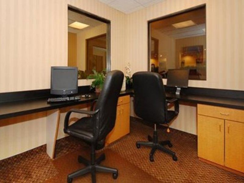 Red Roof Plus+ & Suites Atlanta Airport South College Park Εξωτερικό φωτογραφία
